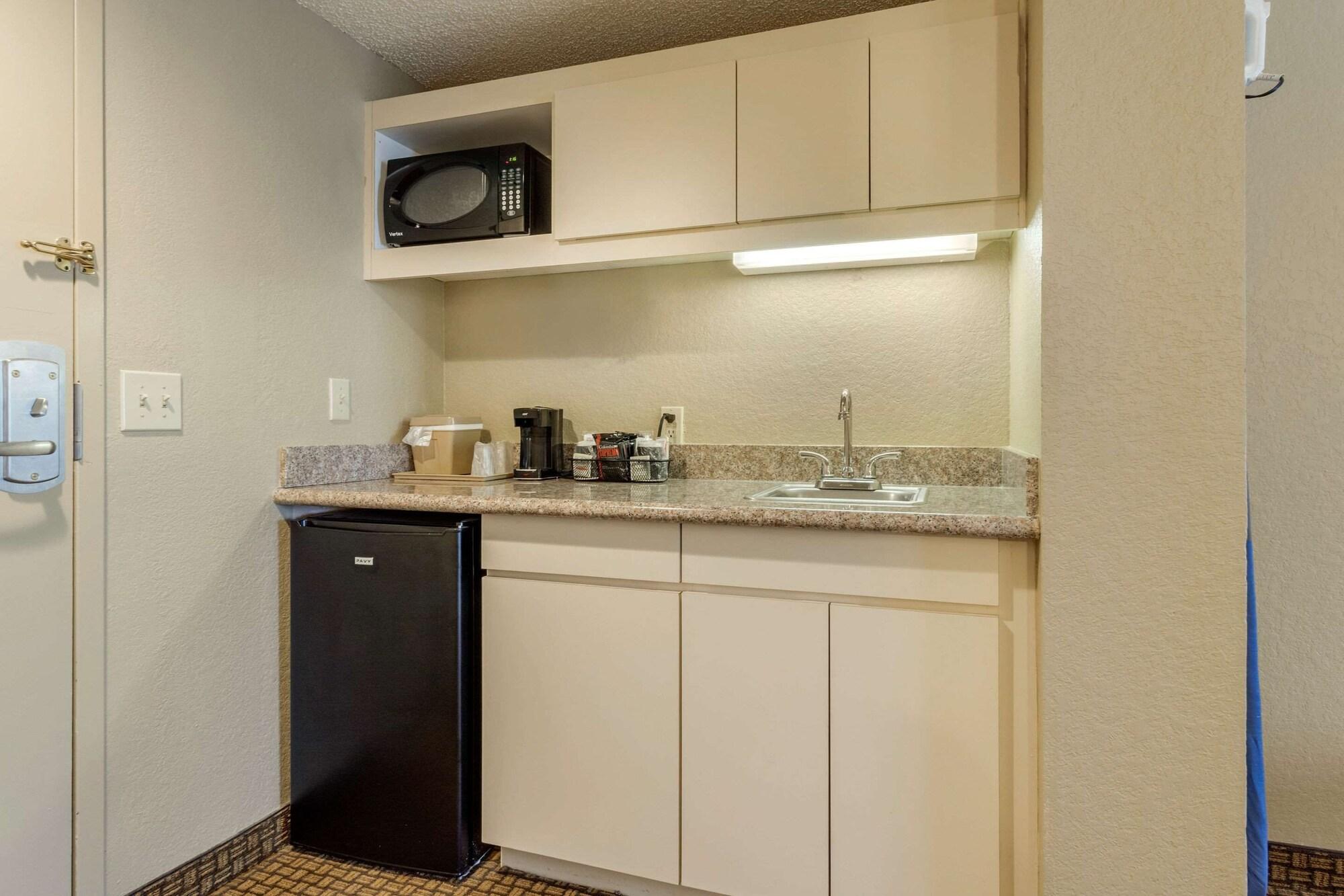 Hotel Sonesta Essential Nw 3*