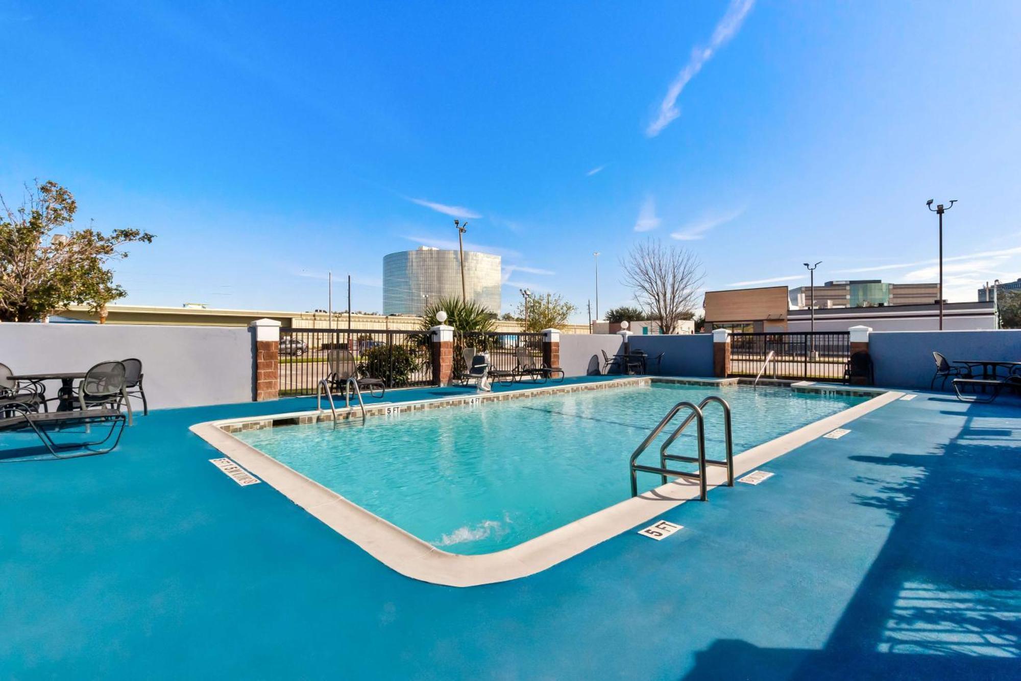 Sonesta Essential Nw Hotel